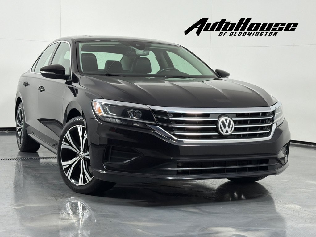 Used 2022 Volkswagen Passat 2.0T SE FWD image 1