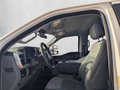 Used 2026 Ford F250 XLT AWD/4WD image 12