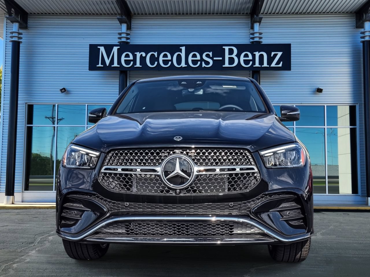 New 2026 Mercedes-Benz GLE 450 4MATIC Coupe image 2