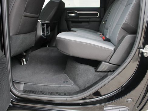 Used 2024 RAM 2500 Big Horn w/ Level 2 Equipment Group image 12