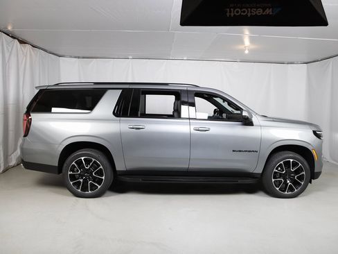 New 2026 Chevrolet Suburban RST w/ RST Capability Package image 2