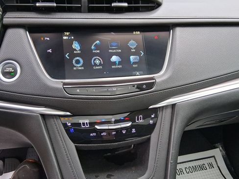 Used 2019 Cadillac XT5 Premium Luxury w/ Driver Assist Package FWD image 19