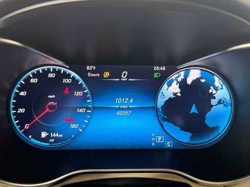 Used 2021 Mercedes-Benz GLC 300 4MATIC image 19