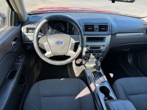 Used 2011 Ford Fusion SE FWD image 13