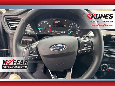 Used 2022 Ford Escape SEL image 27