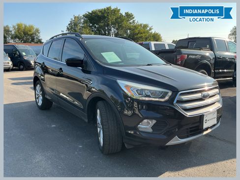 Used 2019 Ford Escape SEL FWD image 1