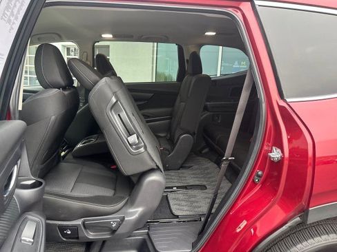 Certified 2025 Subaru Ascent Premium AWD/4WD image 37