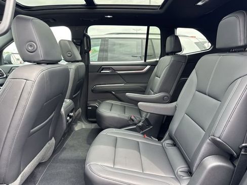 New 2026 GMC Acadia Elevation AWD/4WD image 9