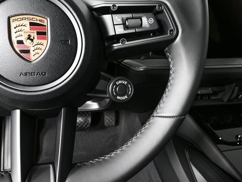 Used 2026 Porsche Cayenne Coupe AWD/4WD image 11