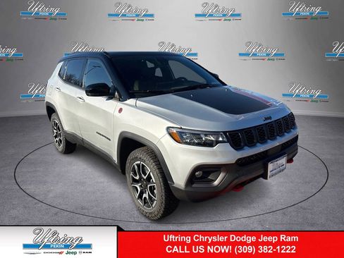 New 2026 Jeep Compass Trailhawk image 1
