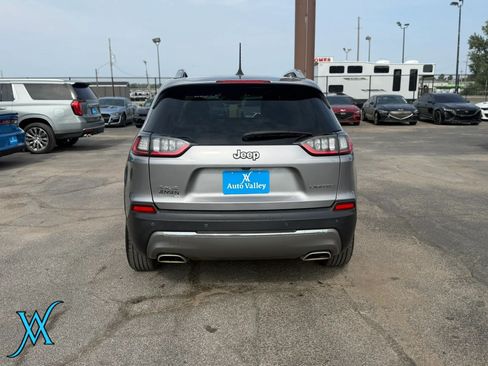 Used 2021 Jeep Cherokee Limited AWD/4WD image 6