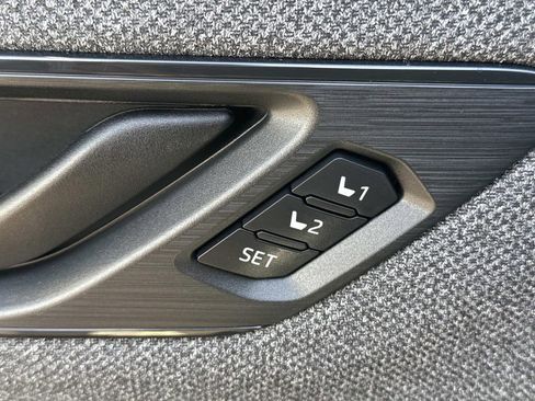 New 2026 Subaru Outback Limited AWD/4WD image 21