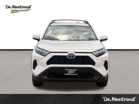 Used 2024 Toyota RAV4 LE AWD/4WD image 2