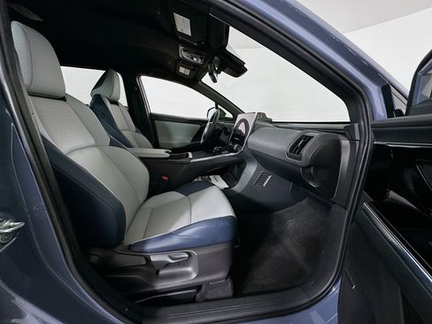 Used 2023 Subaru Solterra AWD image 31