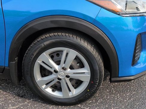 Certified 2025 Nissan Kicks Play S FWD image 11