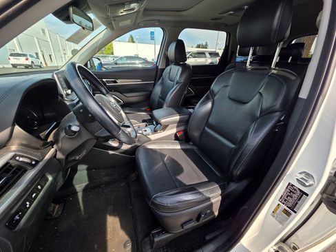 Used 2020 Kia Telluride S w/ S 8 Passenger Seating Package AWD/4WD image 11