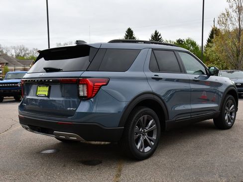 New 2026 Ford Explorer Active AWD/4WD image 6