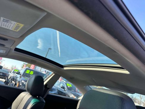 Used 2007 BMW 650i Coupe image 18