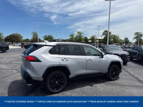Used 2022 Toyota RAV4 SE w/ Convenience Package AWD/4WD image 7
