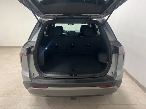 Used 2025 Chevrolet Equinox LT image 17