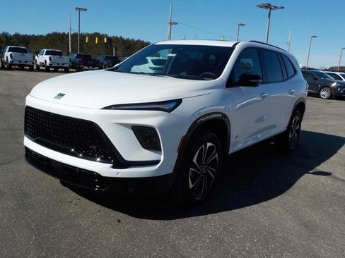 New 2026 Buick Enclave Sport Touring w/ Super Cruise Package image 7