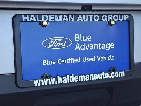 Used 2023 Nissan Pathfinder SL AWD/4WD image 30