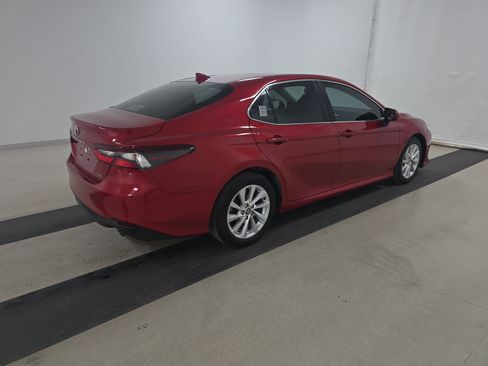 Used 2023 Toyota Camry LE image 5