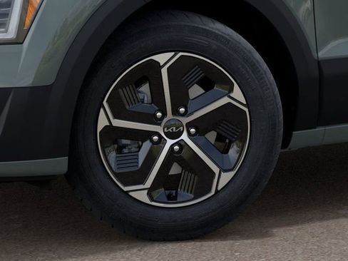 New 2025 Kia Niro EX image 9