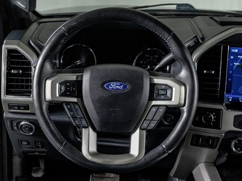 Used 2022 Ford F250 Lariat w/ Black Appearance Package image 16