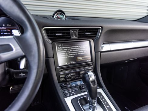 Used 2013 Porsche 911 Carrera 4S AWD/4WD image 15