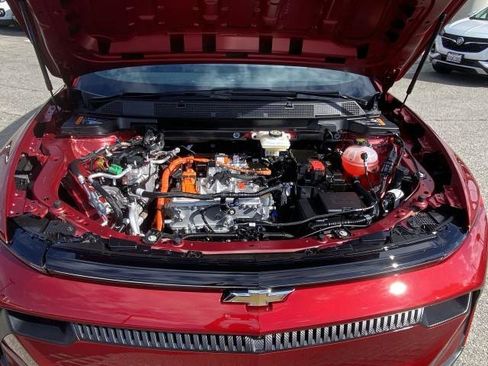 New 2026 Chevrolet Equinox EV LT FWD image 29