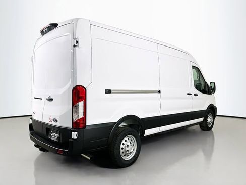 New 2026 Ford Transit 250 148 Medium Roof Extended AWD image 7