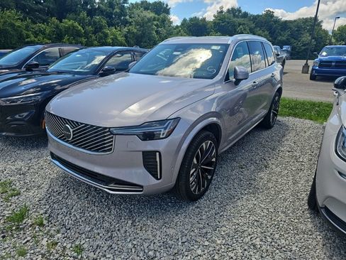 Used 2026 Volvo XC90 B6 Plus AWD/4WD image 3