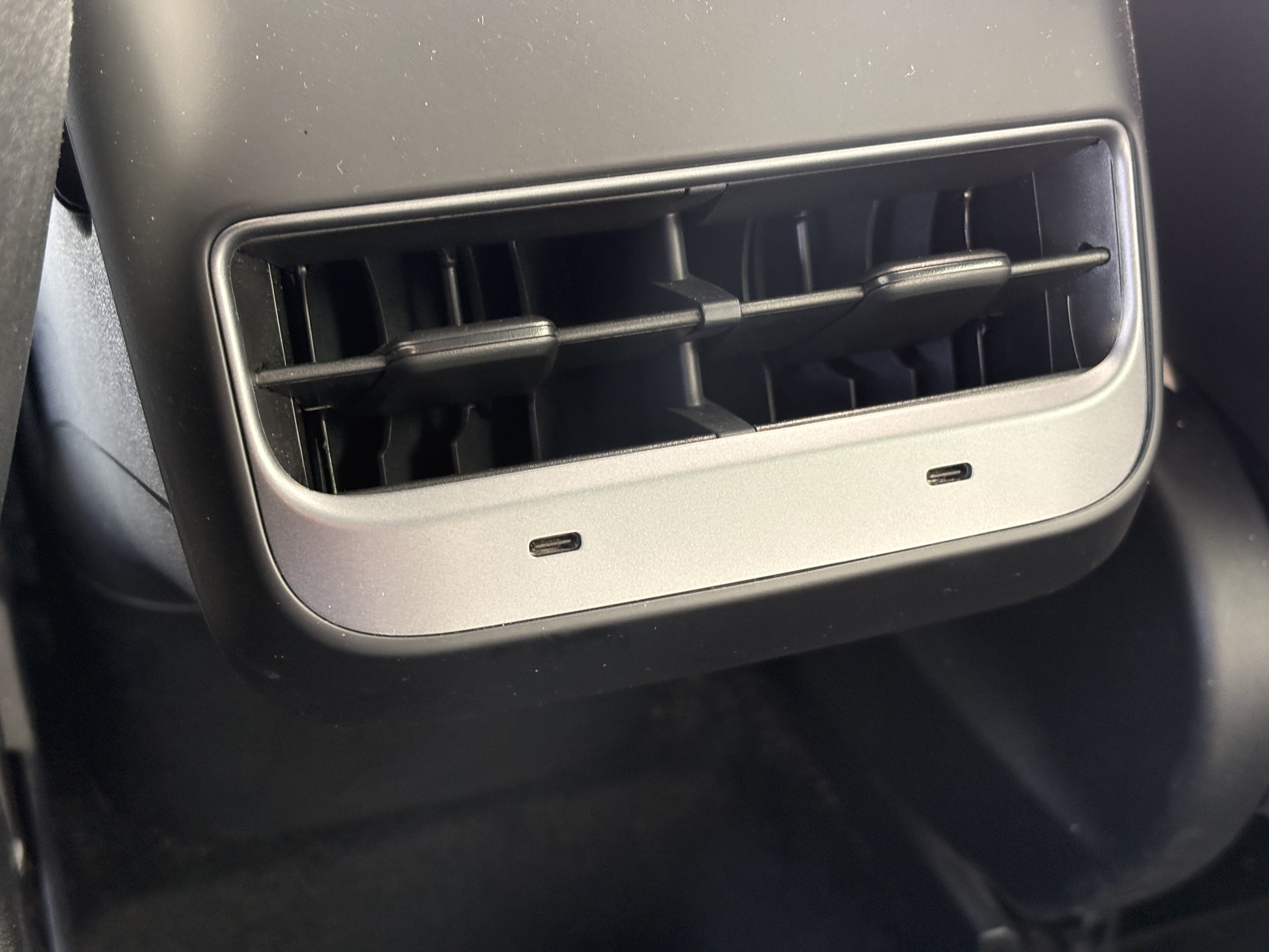 Used 2023 Tesla Model Y Performance AWD/4WD image 11
