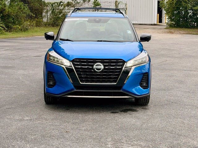 Used 2021 Nissan Kicks SR w/ SR Premium Package FWD image 12