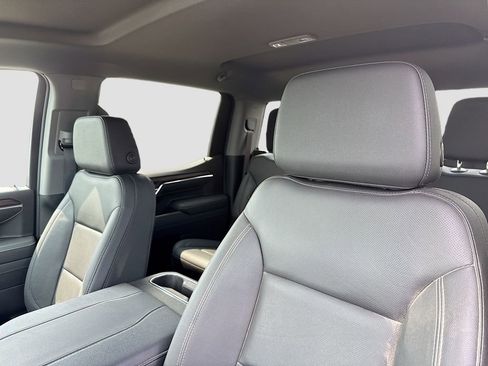 Used 2025 GMC Sierra 1500 SLT RWD image 13