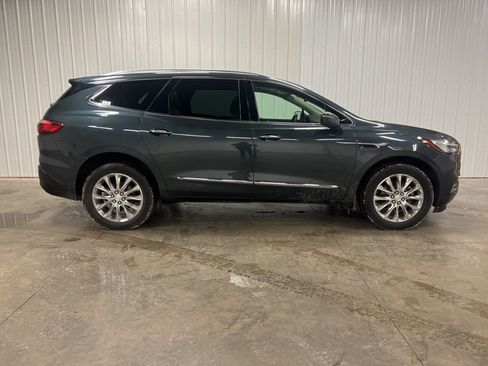 Used 2018 Buick Enclave Premium w/ Trailering Package image 2