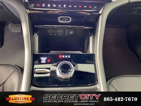 New 2026 Jeep Grand Cherokee L Limited image 24