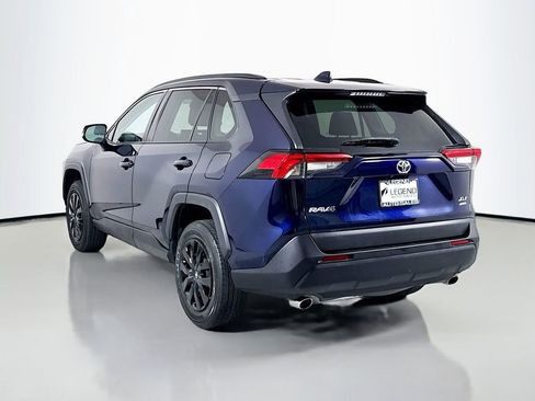 Used 2022 Toyota RAV4 XLE AWD/4WD image 6