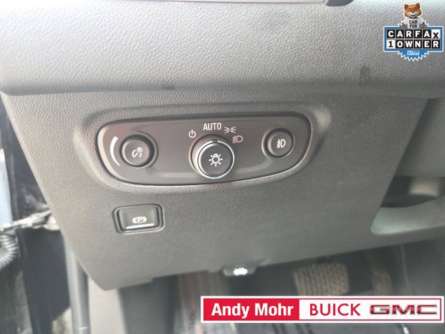 Used 2023 GMC Terrain SLT AWD/4WD image 30