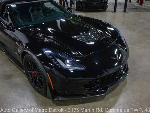 Used 2016 Chevrolet Corvette Z06 w/ 3LZ Preferred Equipment Group RWD image 14