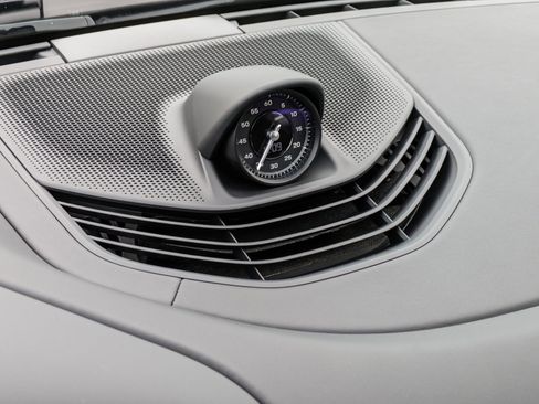 Certified 2023 Porsche Taycan GTS AWD/4WD image 19