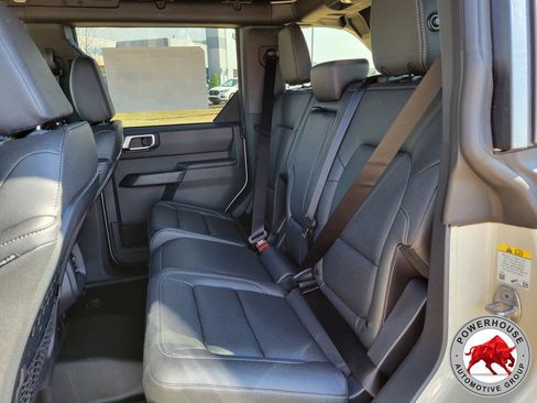 New 2026 Ford Bronco Big Bend w/ Black Diamond Package image 15