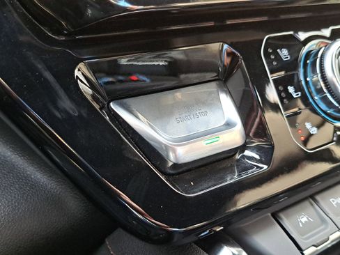 Certified 2023 GMC Sierra 1500 AT4 w/ Technology Package image 27