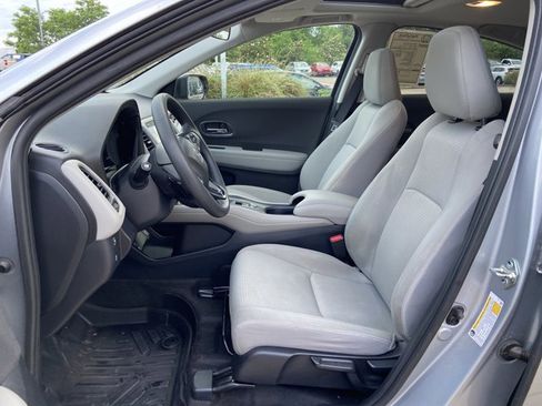 Used 2020 Honda HR-V EX image 33