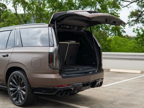 Used 2025 Cadillac Escalade V w/ LPO, Floor Liner Package AWD/4WD image 19
