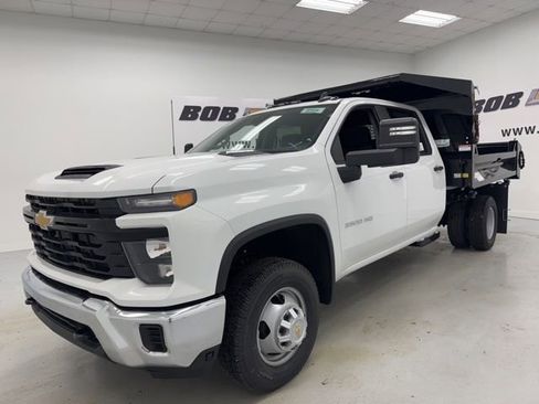 New 2026 Chevrolet Silverado 3500 W/T w/ WT Convenience Package image 1