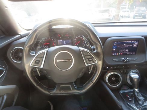 Used 2021 Chevrolet Camaro LT image 10