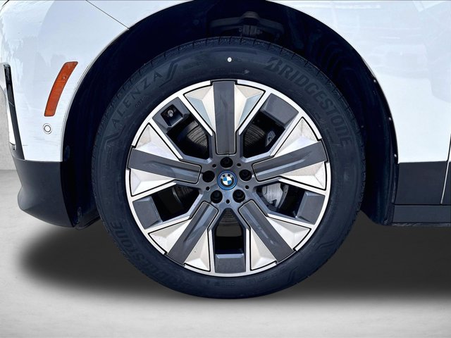 Certified 2024 BMW iX xDrive50 w/ Convenience Package AWD/4WD image 10