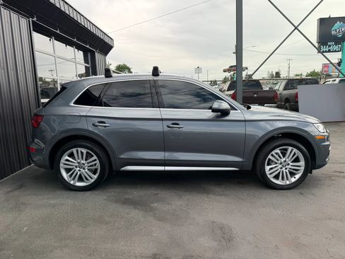 Used 2018 Audi Q5 Prestige w/ Prestige Package AWD/4WD image 5